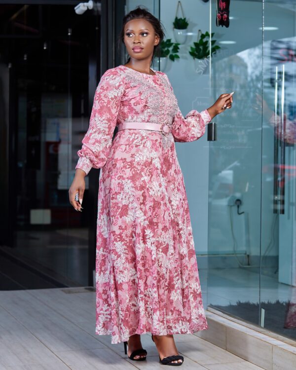 Embroidered maxi with matching belt