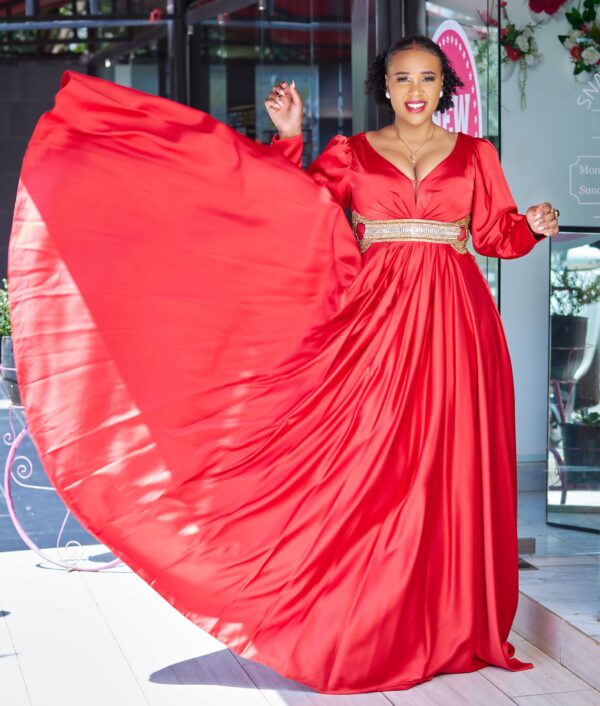 Red beaded gown - Image 2